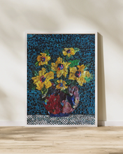 Load image into Gallery viewer, Flores Amarillas y Florero Redondo
